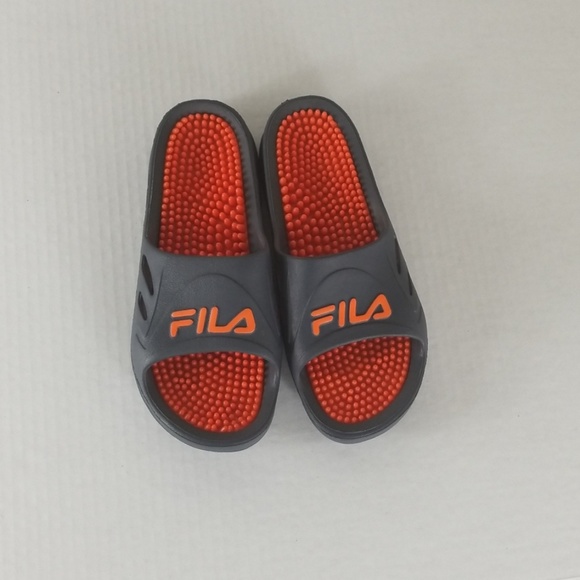 orange fila slides